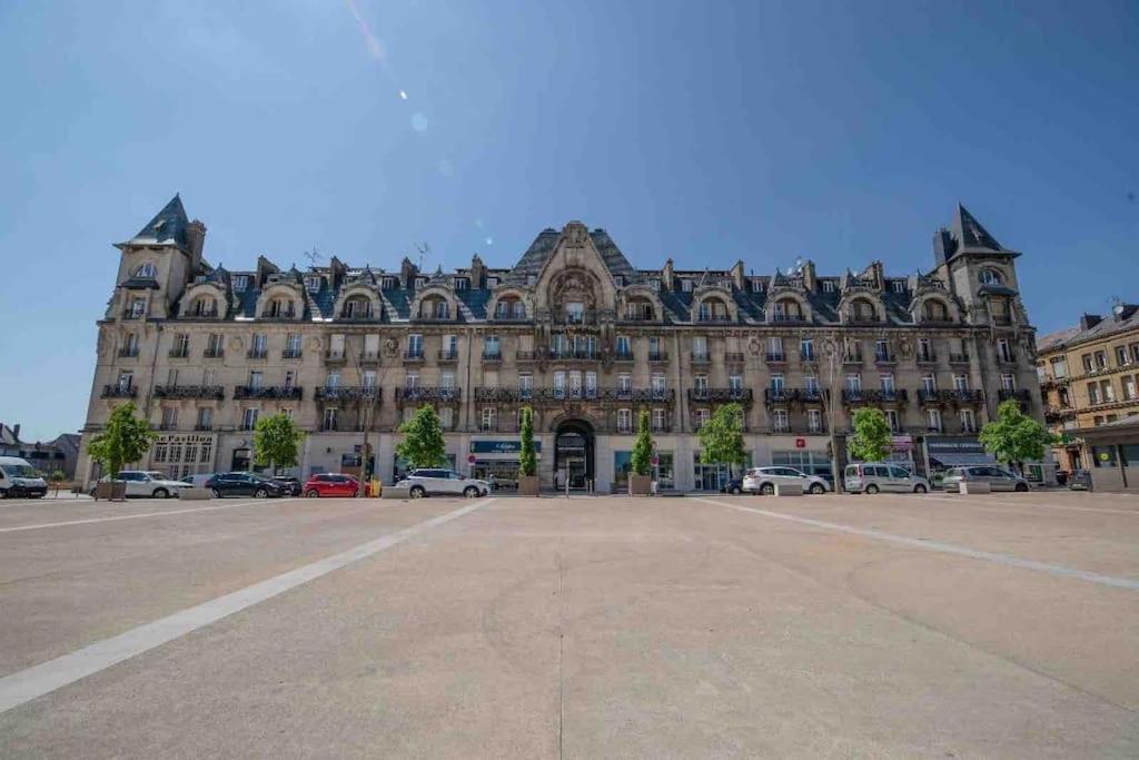 La Suite 7 Gite Urbain Charleville-Mézières Exterior foto